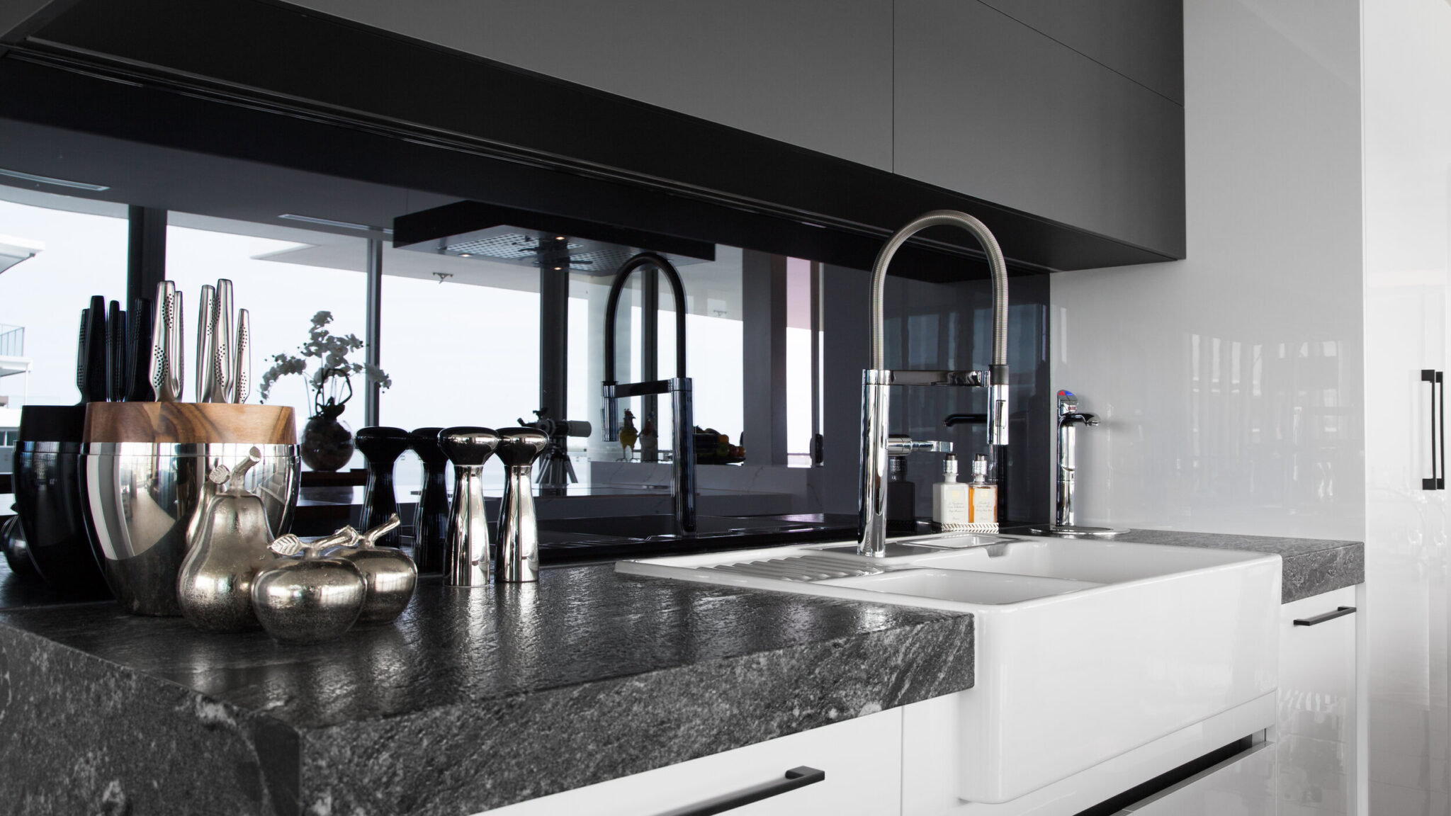 Glass Splashback Installation