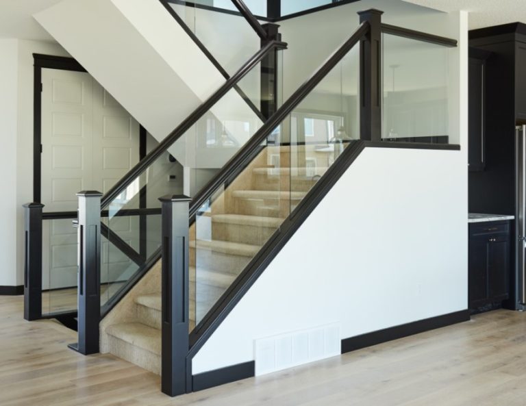 Residential glass stair railing